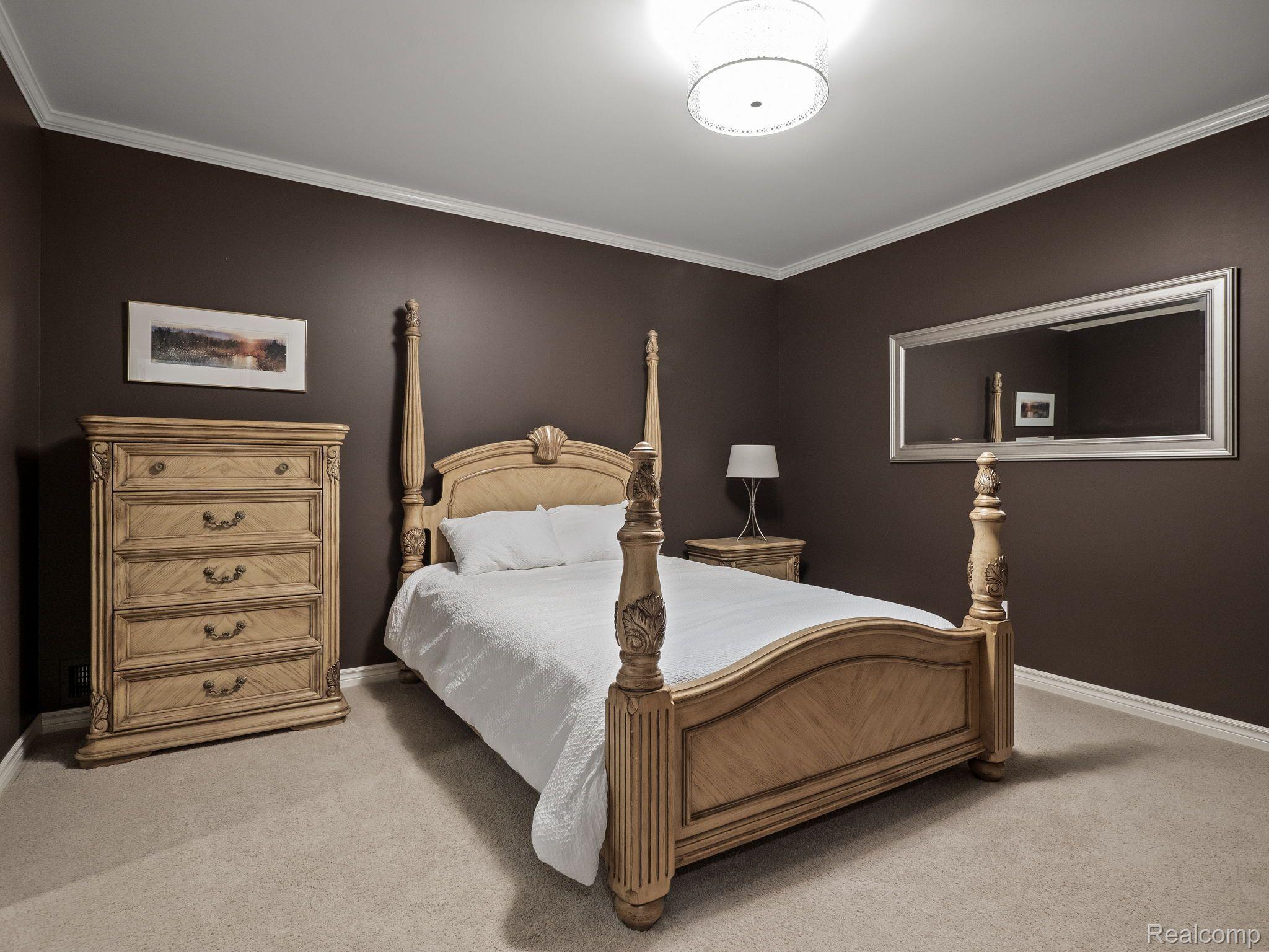 1200 DEER PATH TRAIL