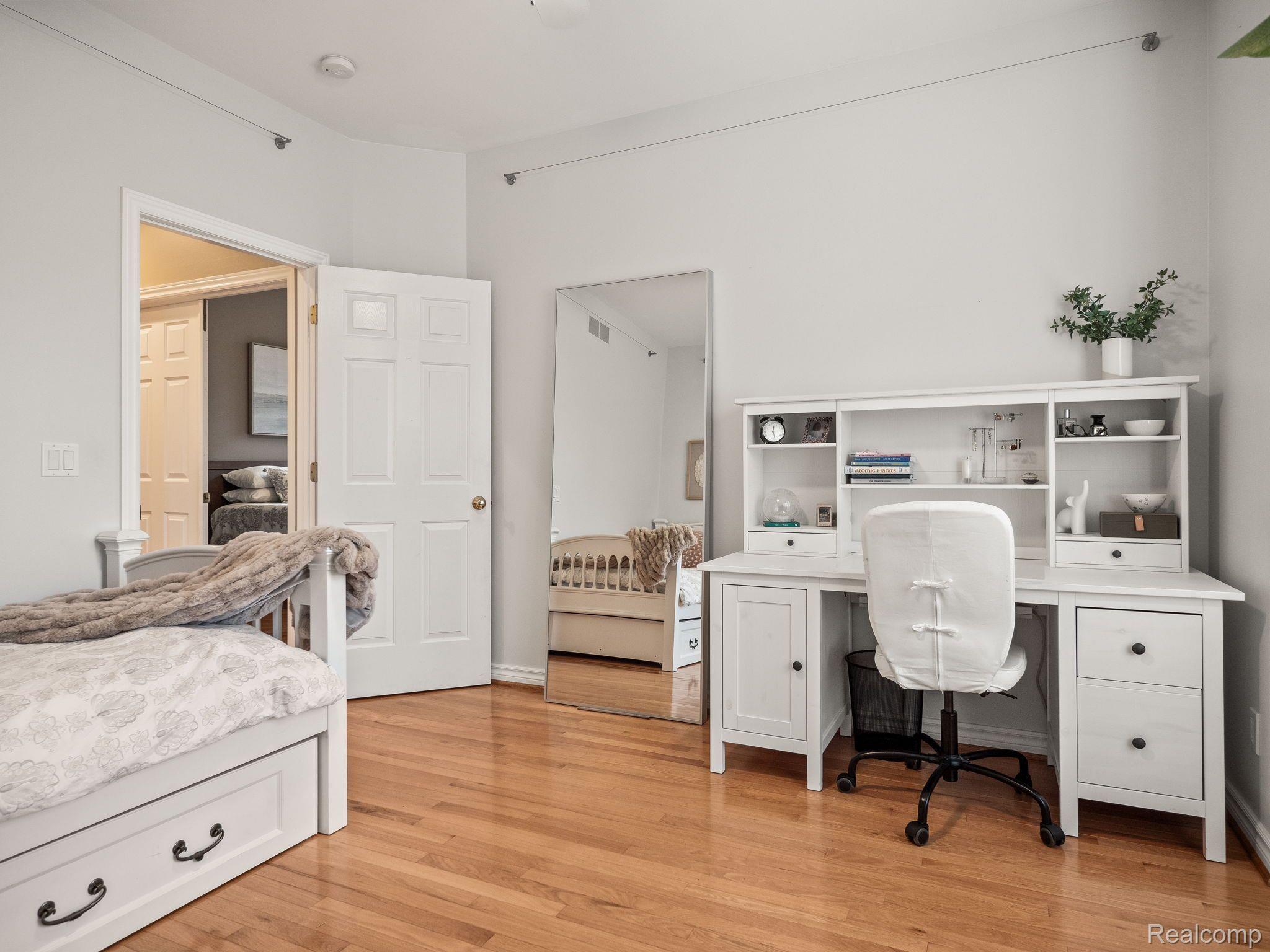 1200 DEER PATH TRAIL
