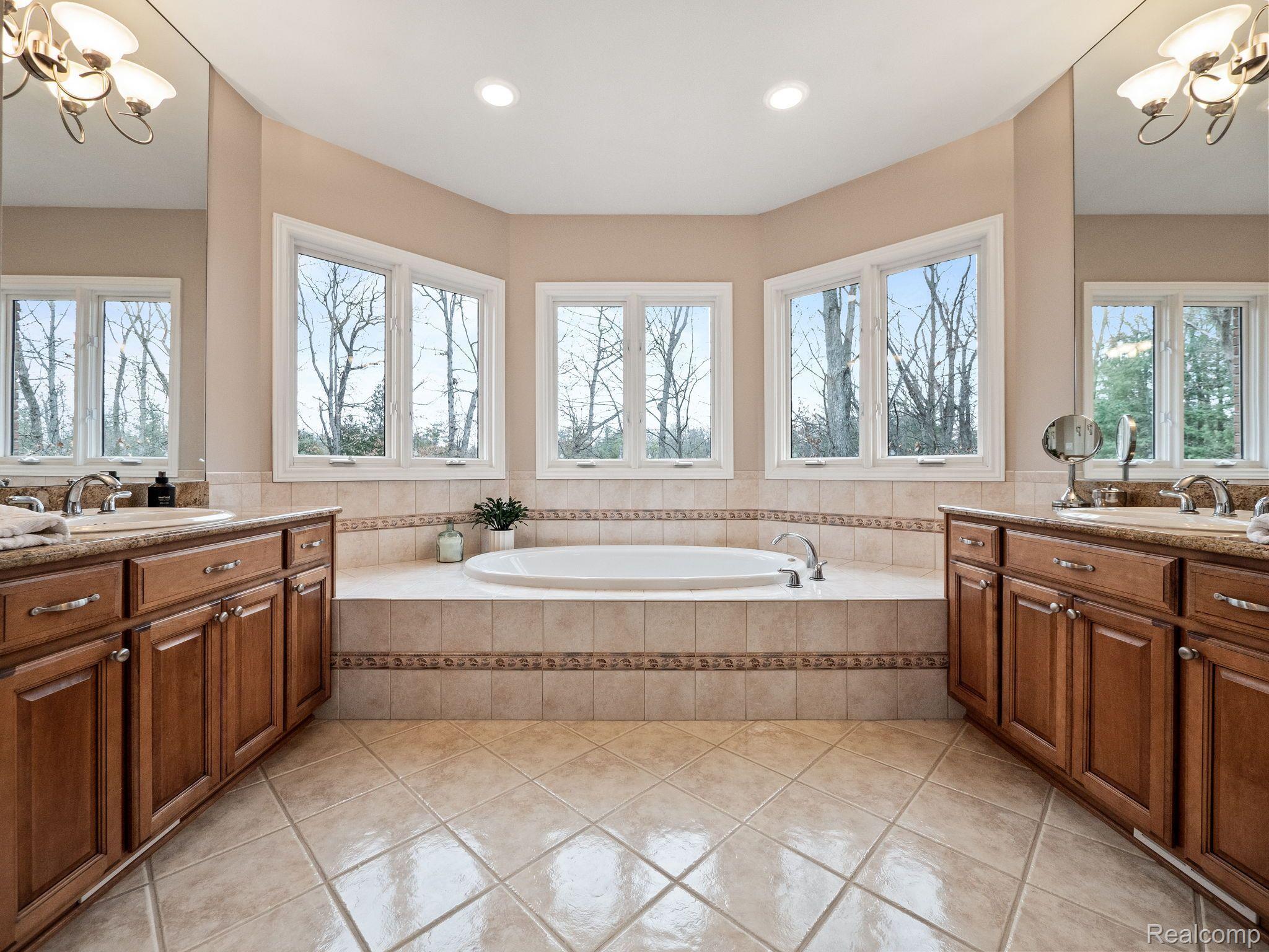 1200 DEER PATH TRAIL