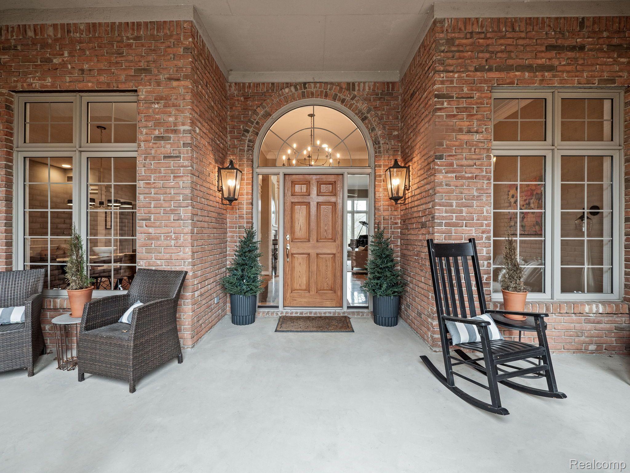 1200 DEER PATH TRAIL