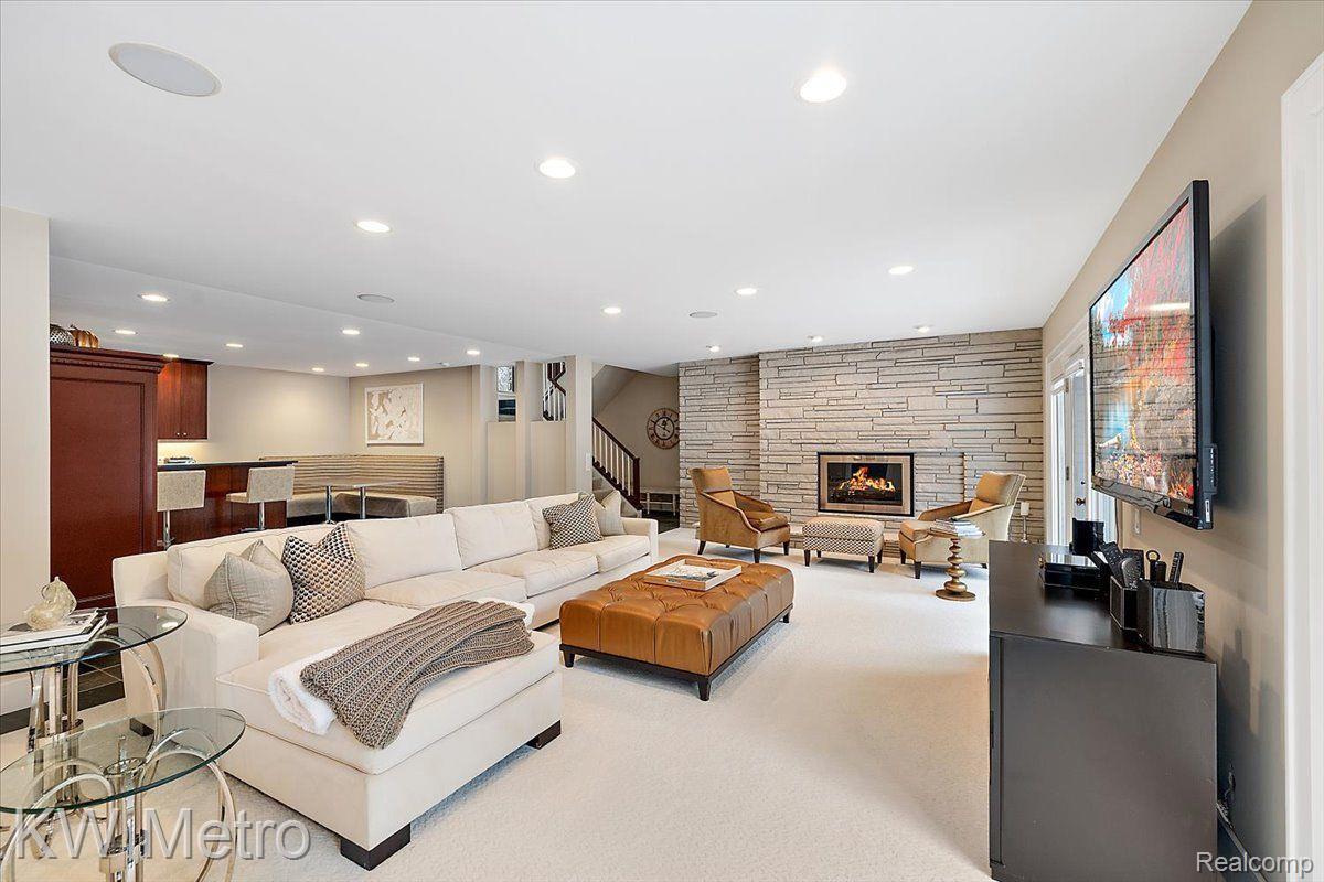 149 MARBLEHEAD DRIVE