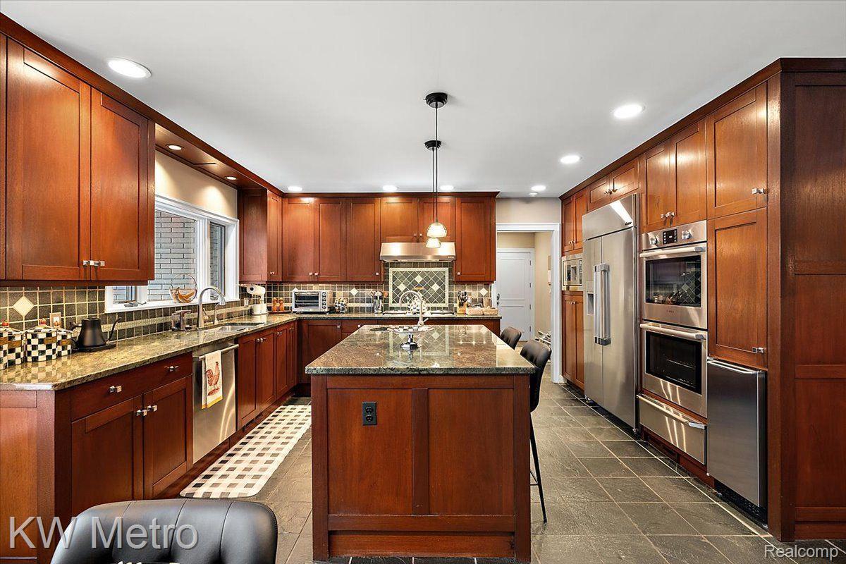 149 MARBLEHEAD DRIVE