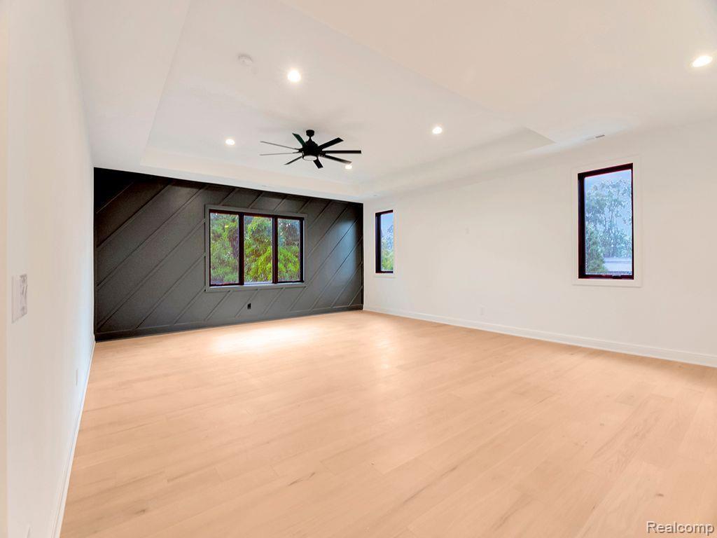 6520 RED MAPLE LANE
