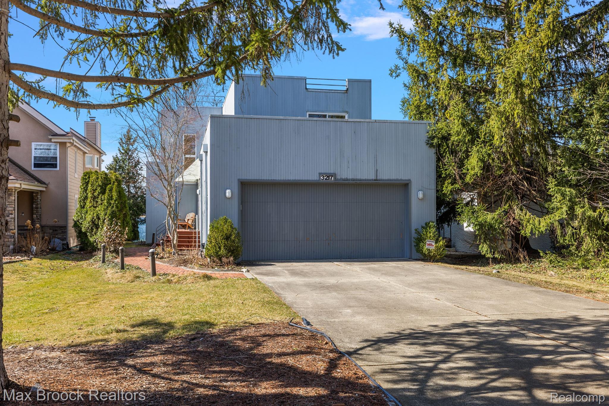 3217 Interlaken Street