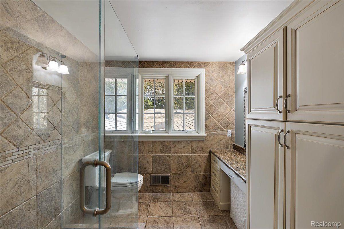 628 BENNINGTON DRIVE