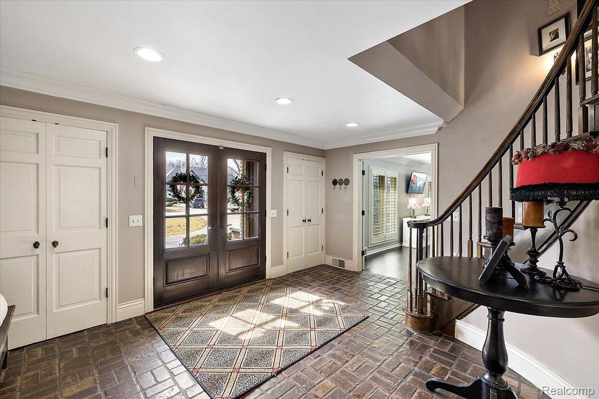 628 BENNINGTON Drive