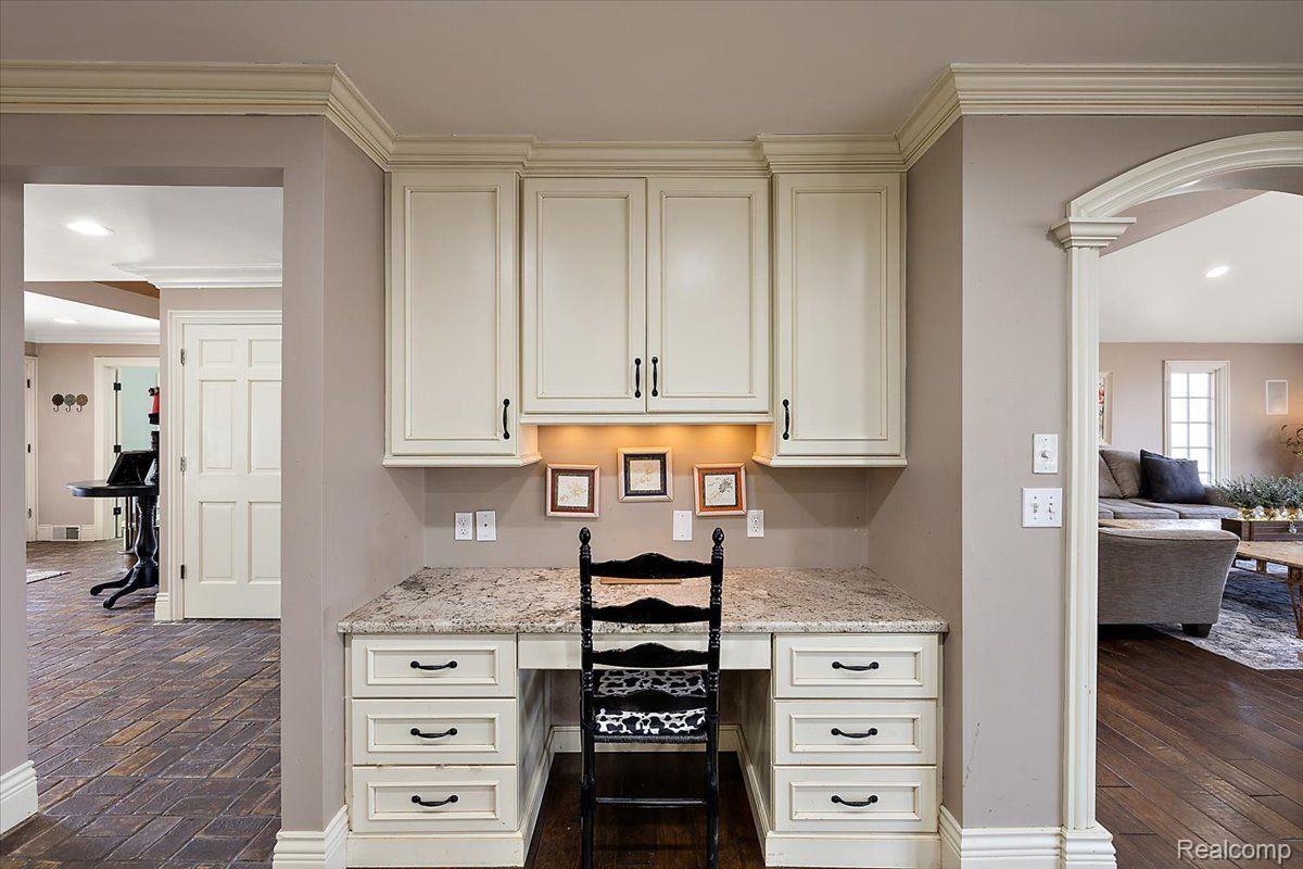 628 BENNINGTON DRIVE