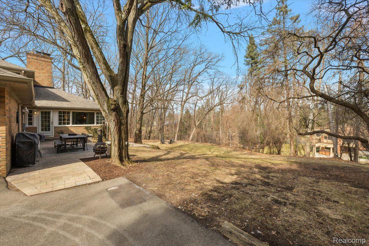 628 BENNINGTON DRIVE