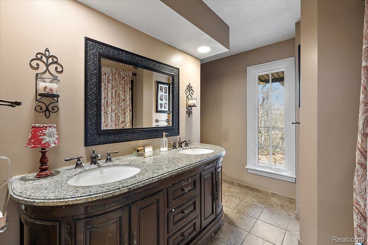 628 BENNINGTON DRIVE