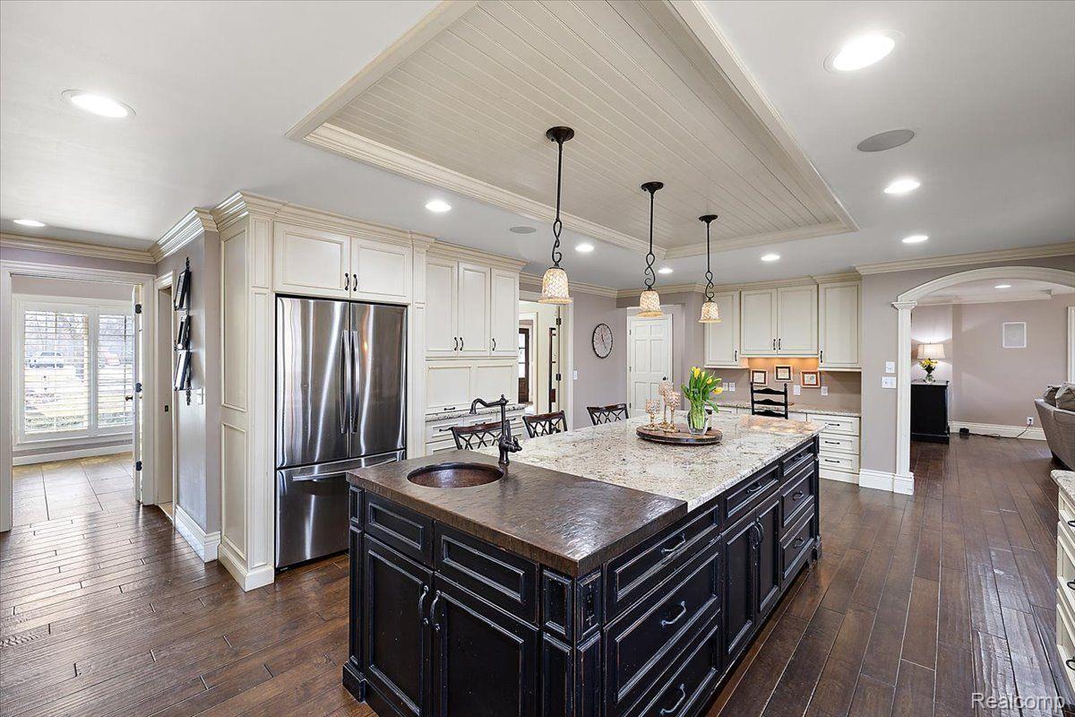 628 BENNINGTON Drive