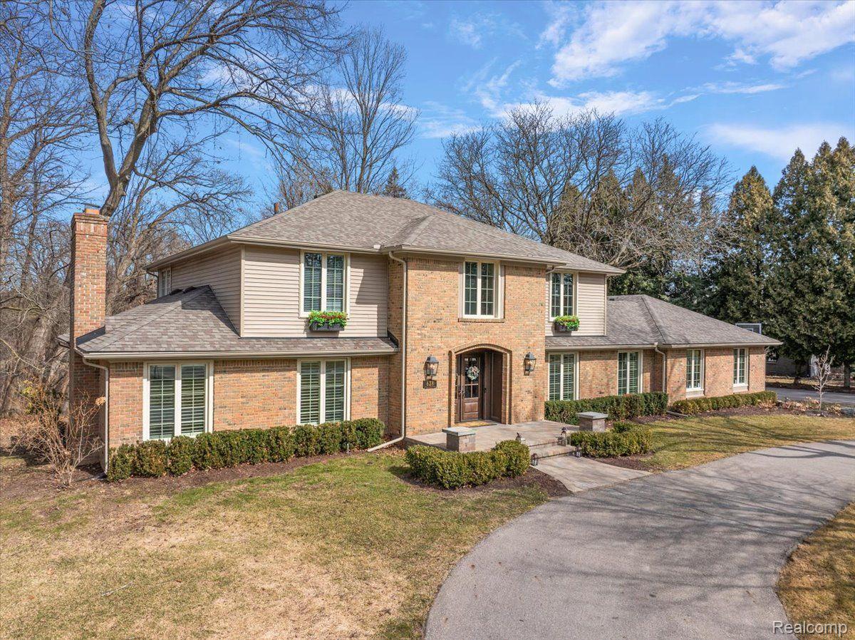 628 BENNINGTON DRIVE