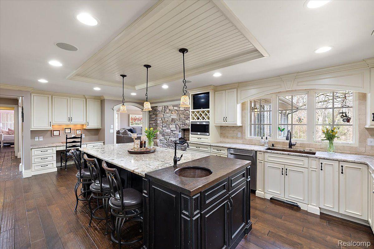 628 BENNINGTON Drive