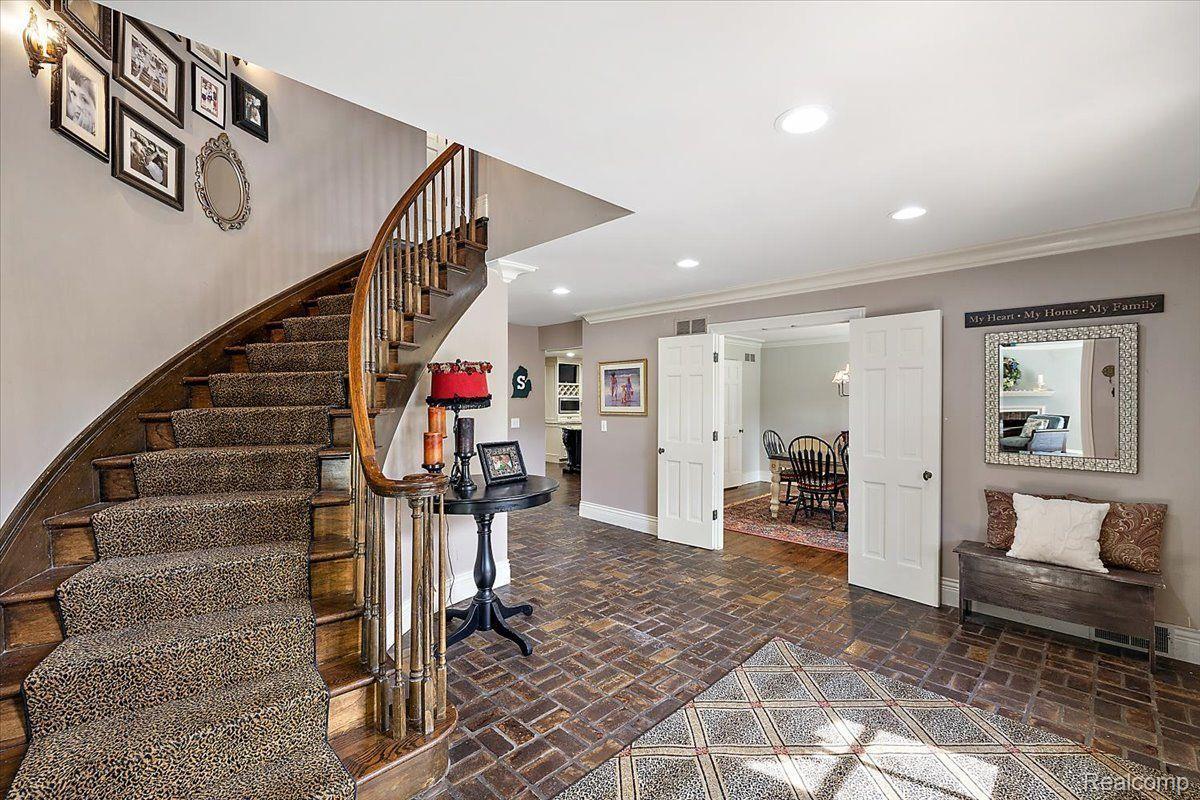 628 BENNINGTON Drive