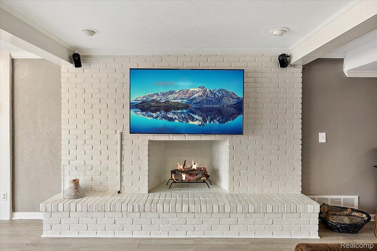 628 BENNINGTON DRIVE