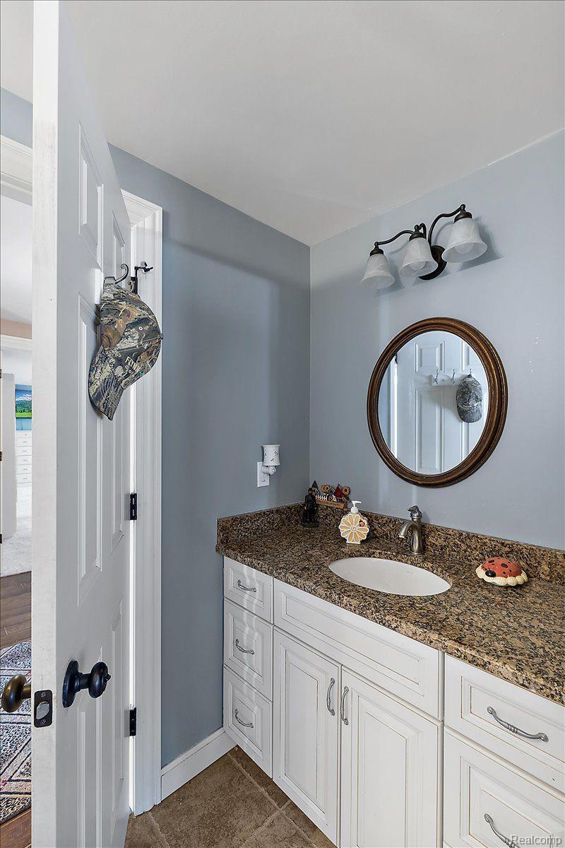 628 BENNINGTON DRIVE