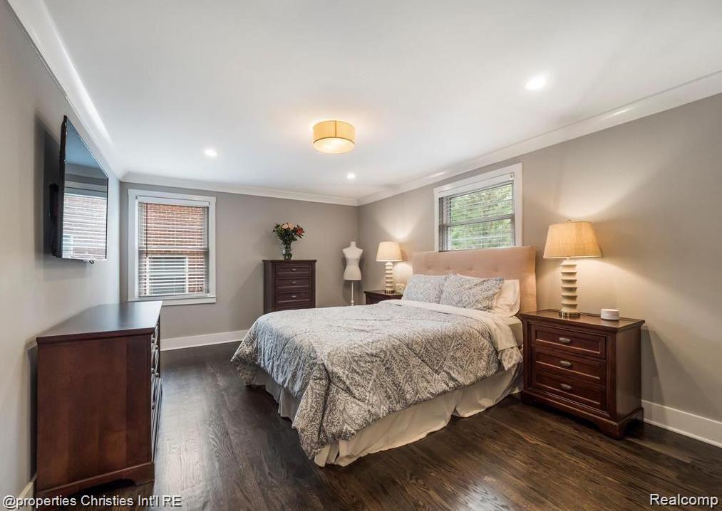 1000 NORTHLAWN BOULEVARD