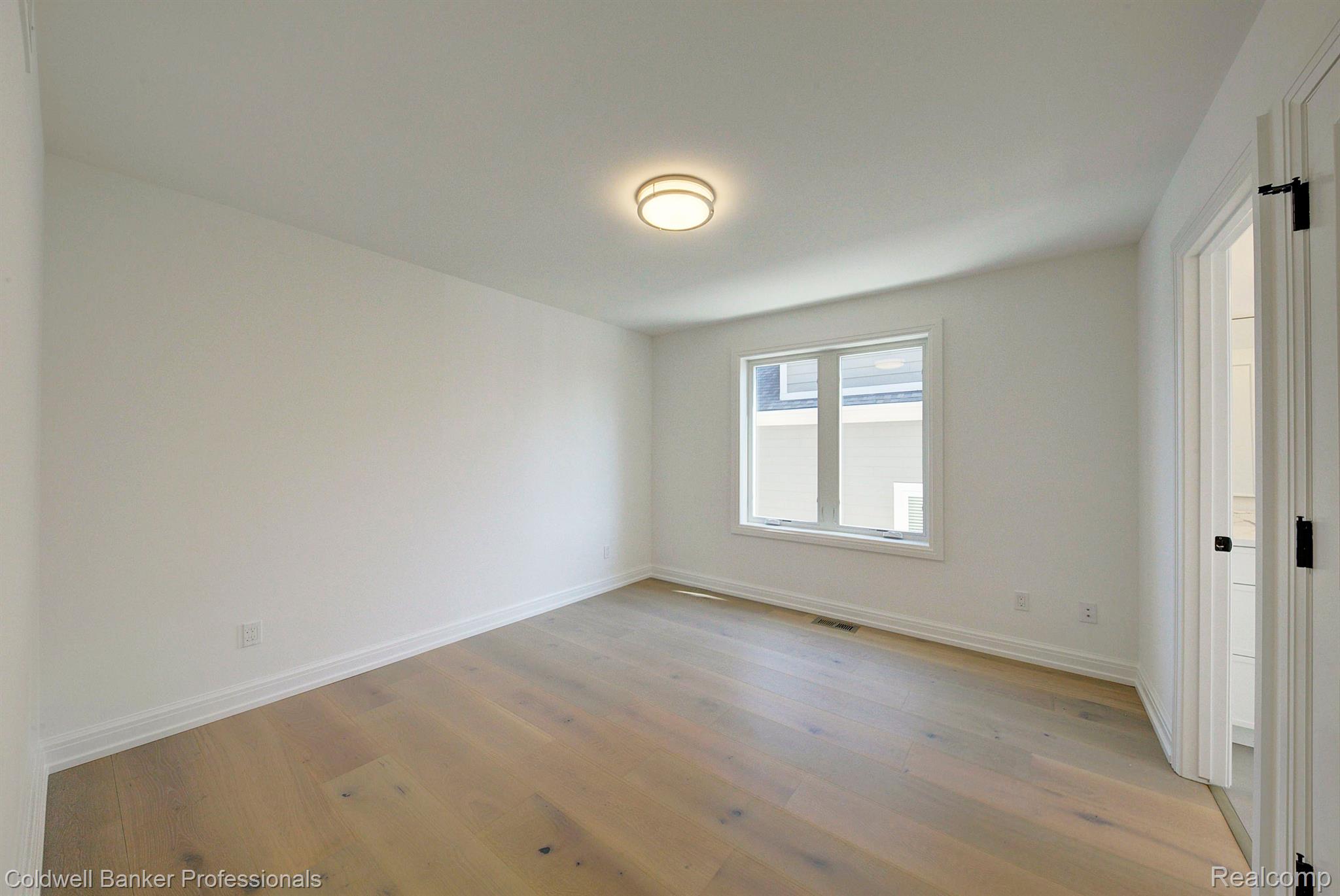 2663 DORCHESTER ROAD