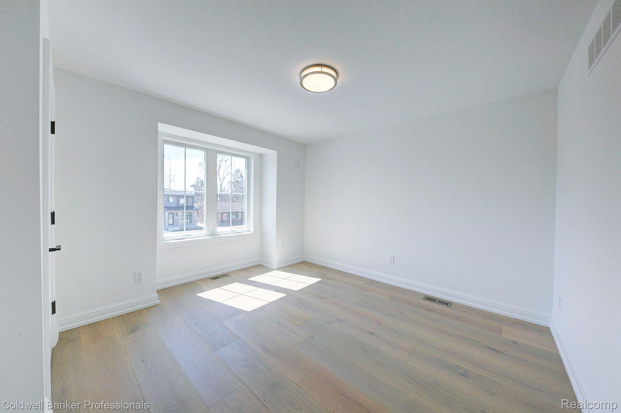 2663 DORCHESTER ROAD