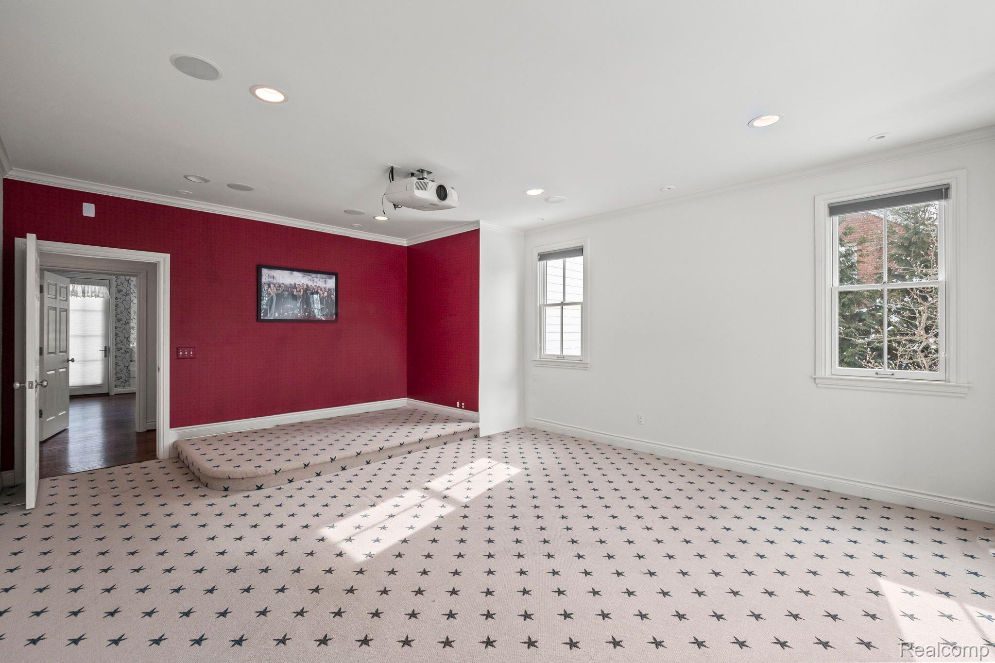 1502 OLD SALEM COURT