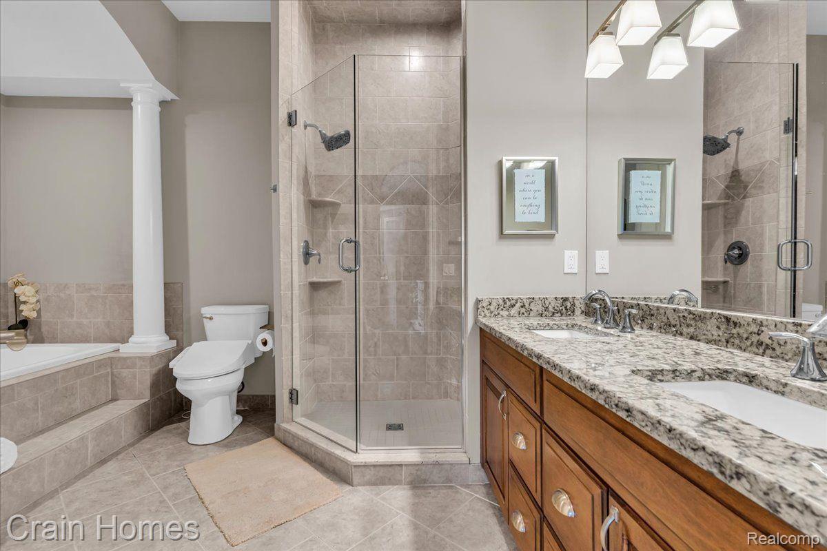 5808 KNOB HILL CIRCLE