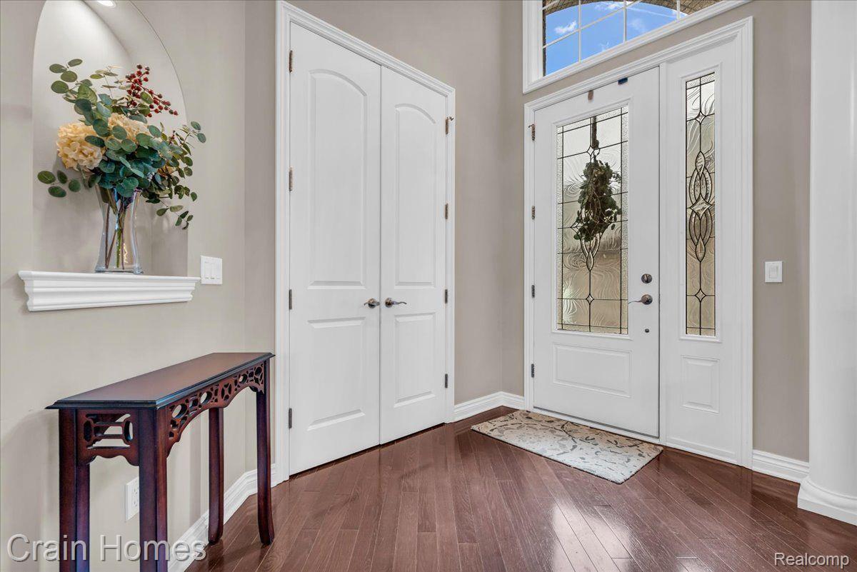 5808 KNOB HILL CIRCLE