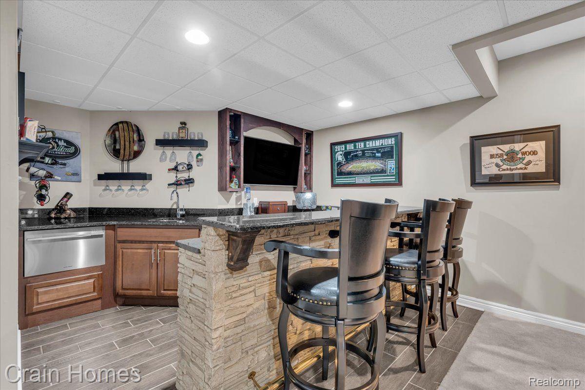 5808 KNOB HILL CIRCLE