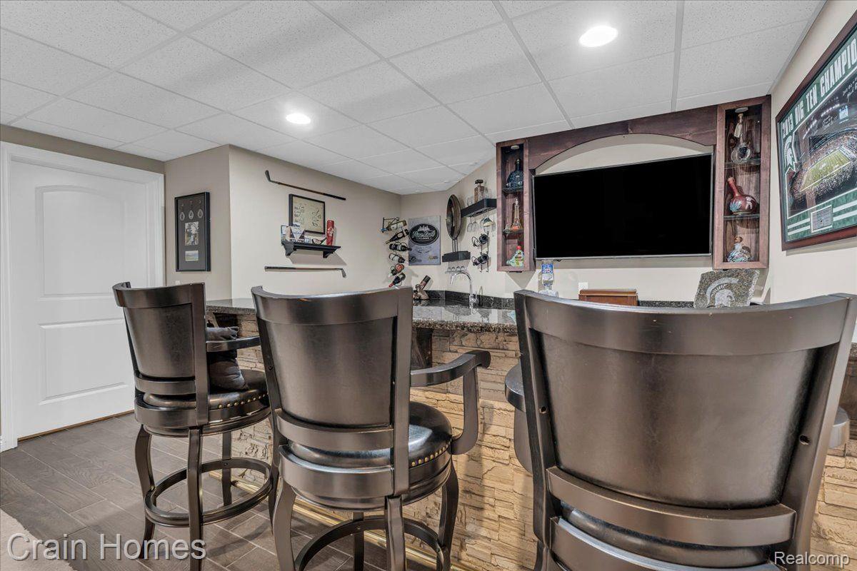 5808 KNOB HILL CIRCLE