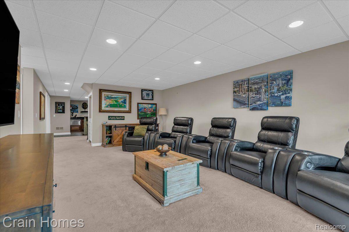 5808 KNOB HILL CIRCLE