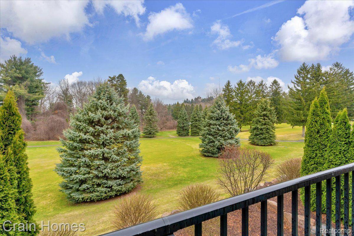 5808 KNOB HILL CIRCLE