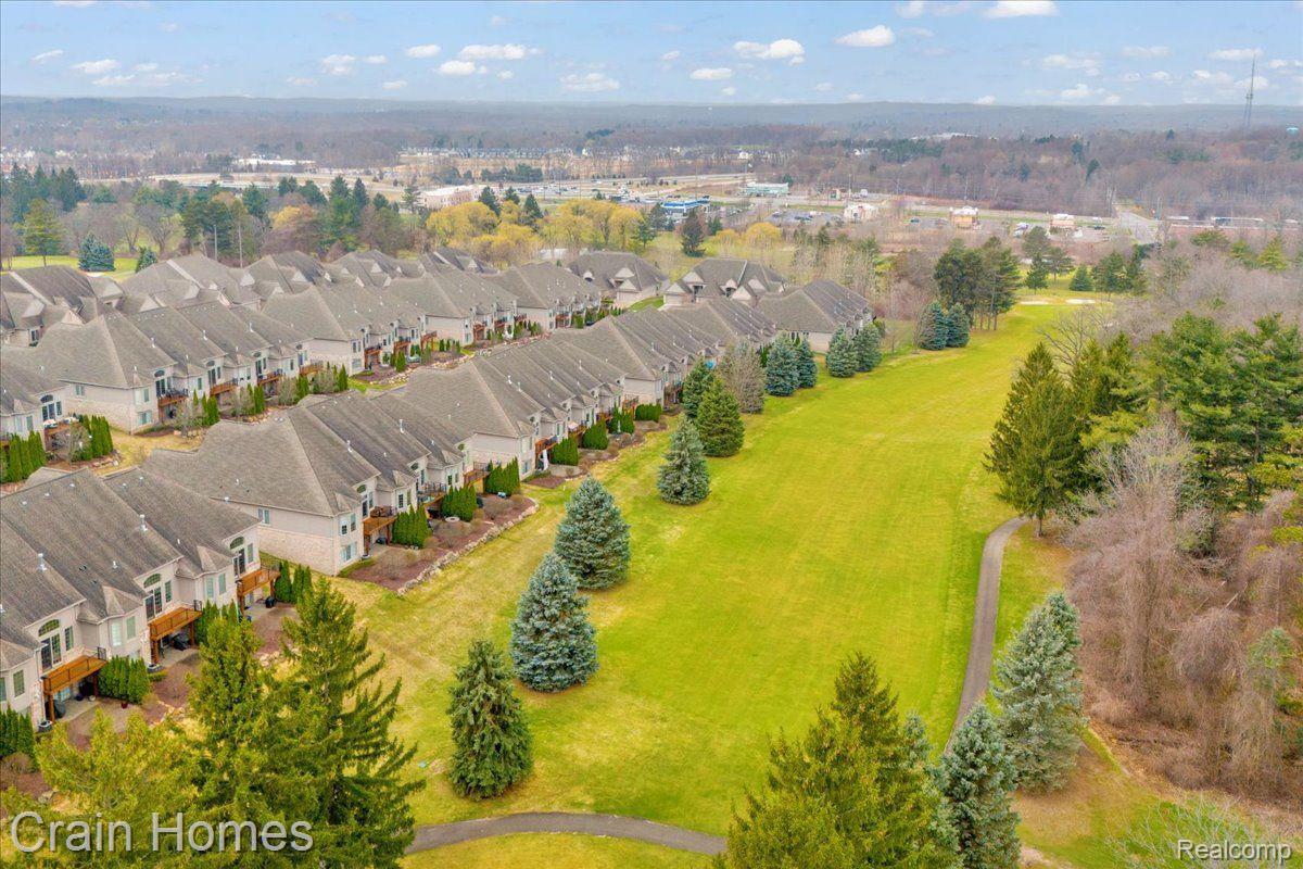 5808 KNOB HILL CIRCLE