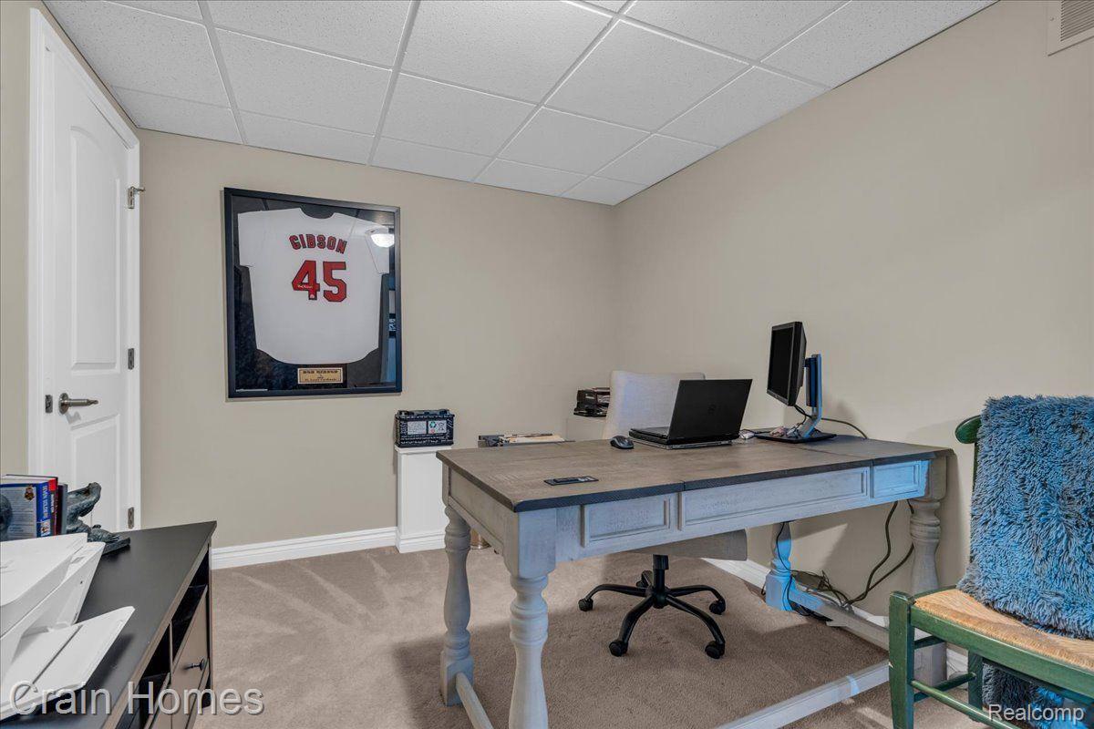 5808 KNOB HILL CIRCLE
