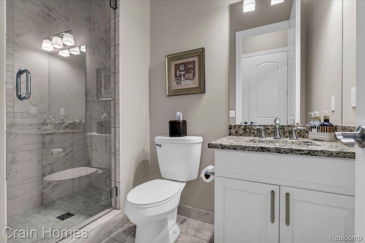 5808 KNOB HILL CIRCLE