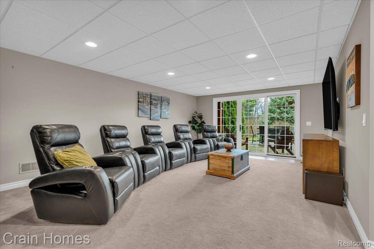 5808 KNOB HILL CIRCLE