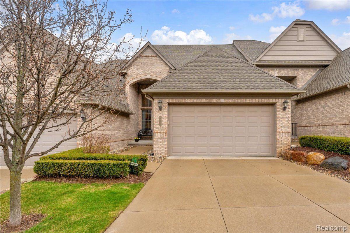 5808 KNOB HILL CIRCLE