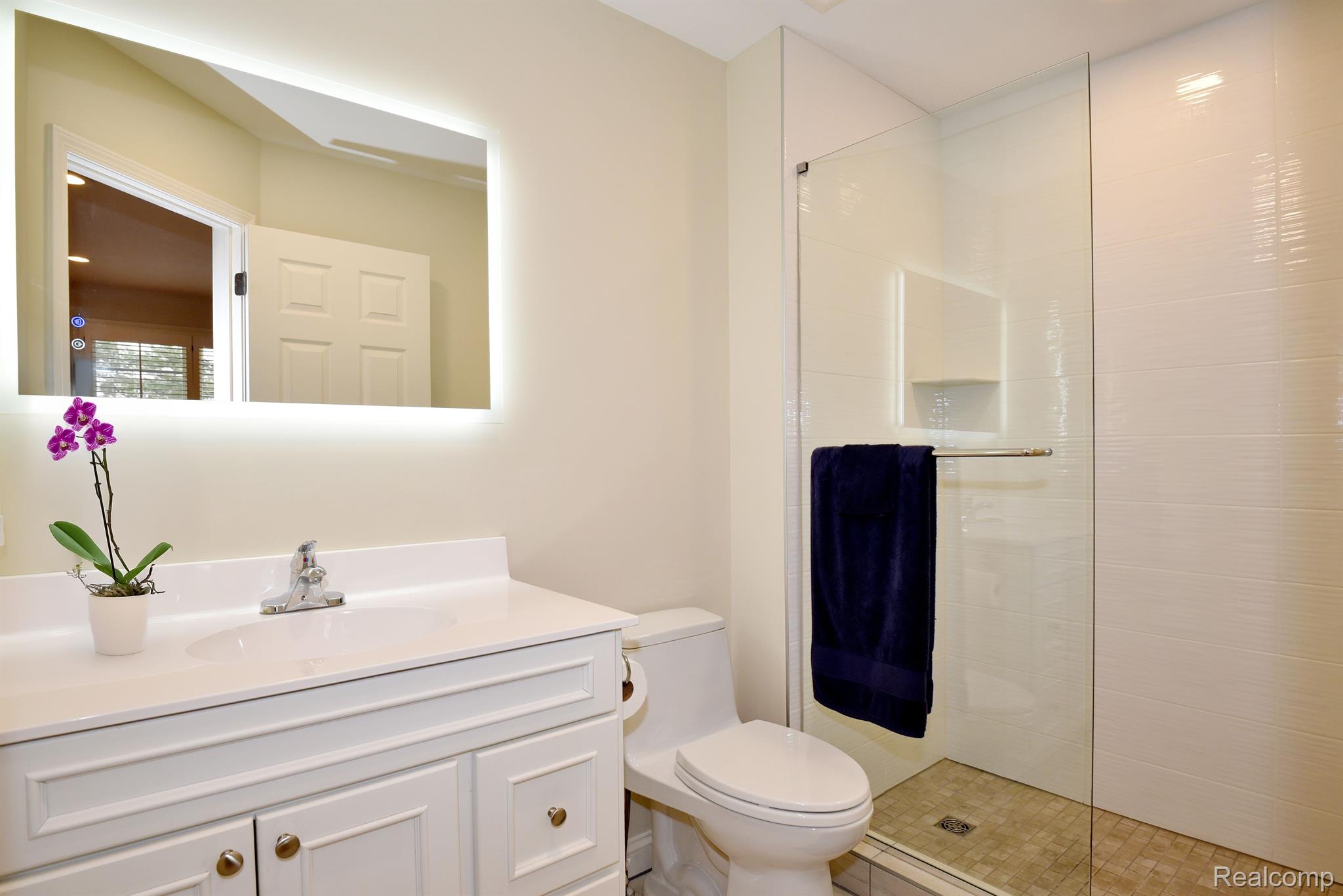 4074 CRANBROOK COURT