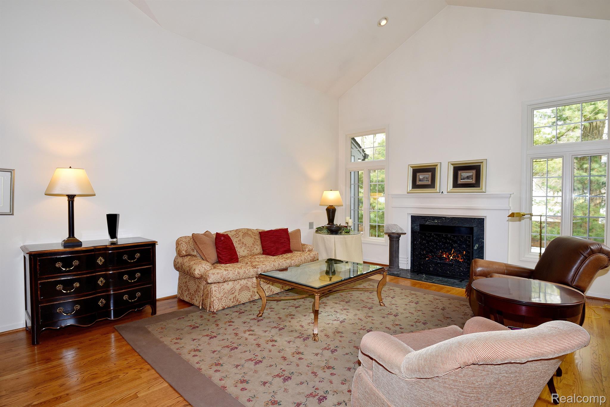 4074 CRANBROOK COURT
