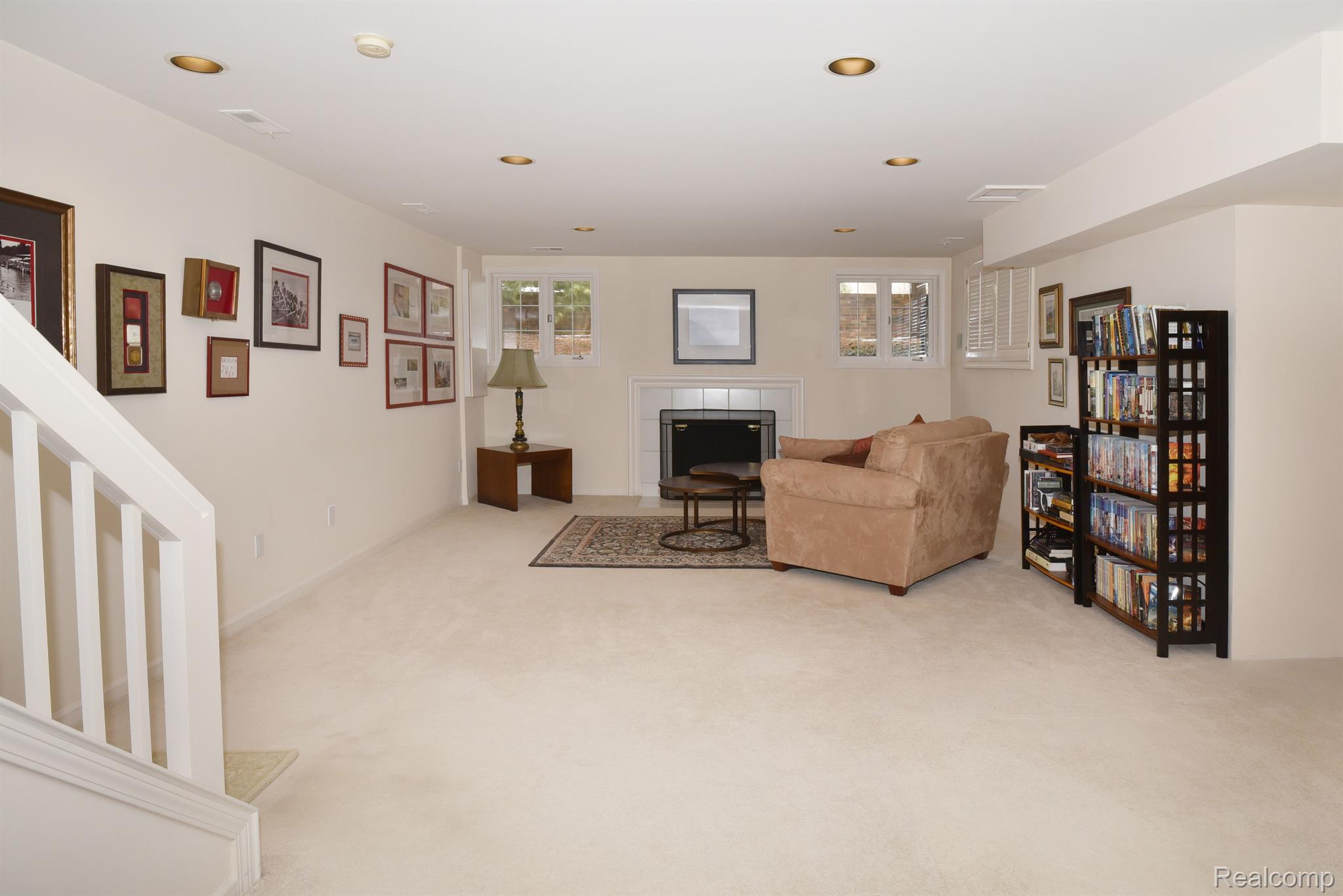 4074 CRANBROOK COURT