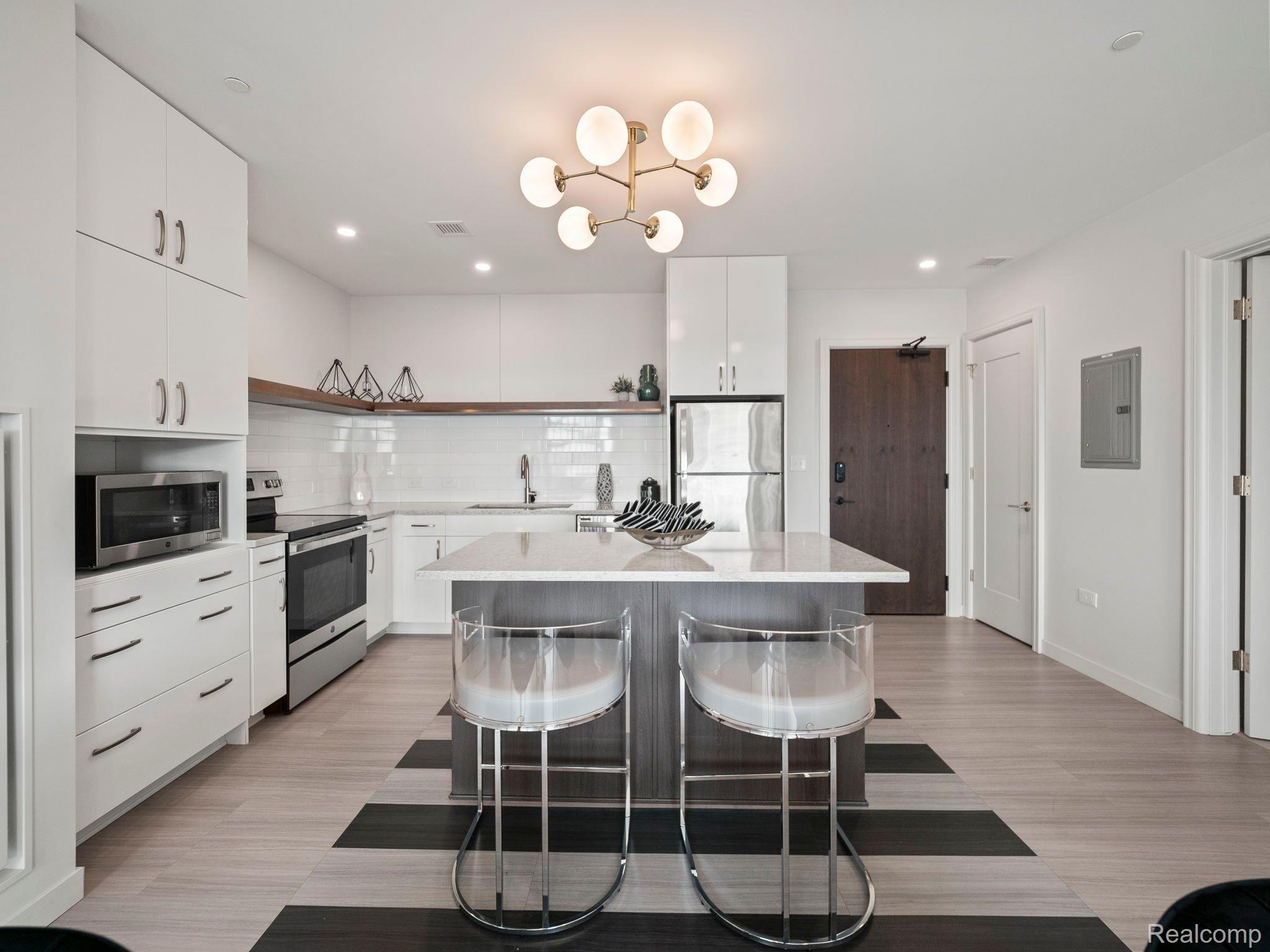 7430 2ND AVENUE 0802