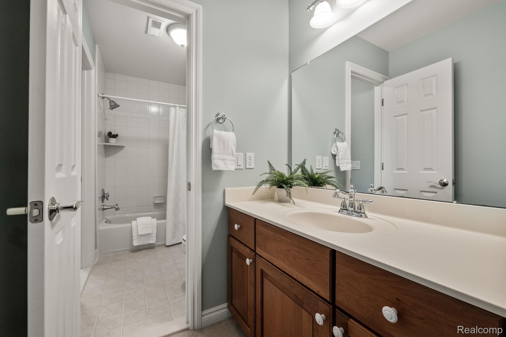 1171 DEER PATH TRAIL