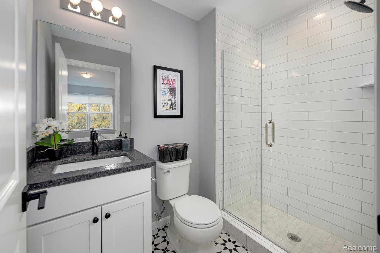 1737 MERRICK Street #12