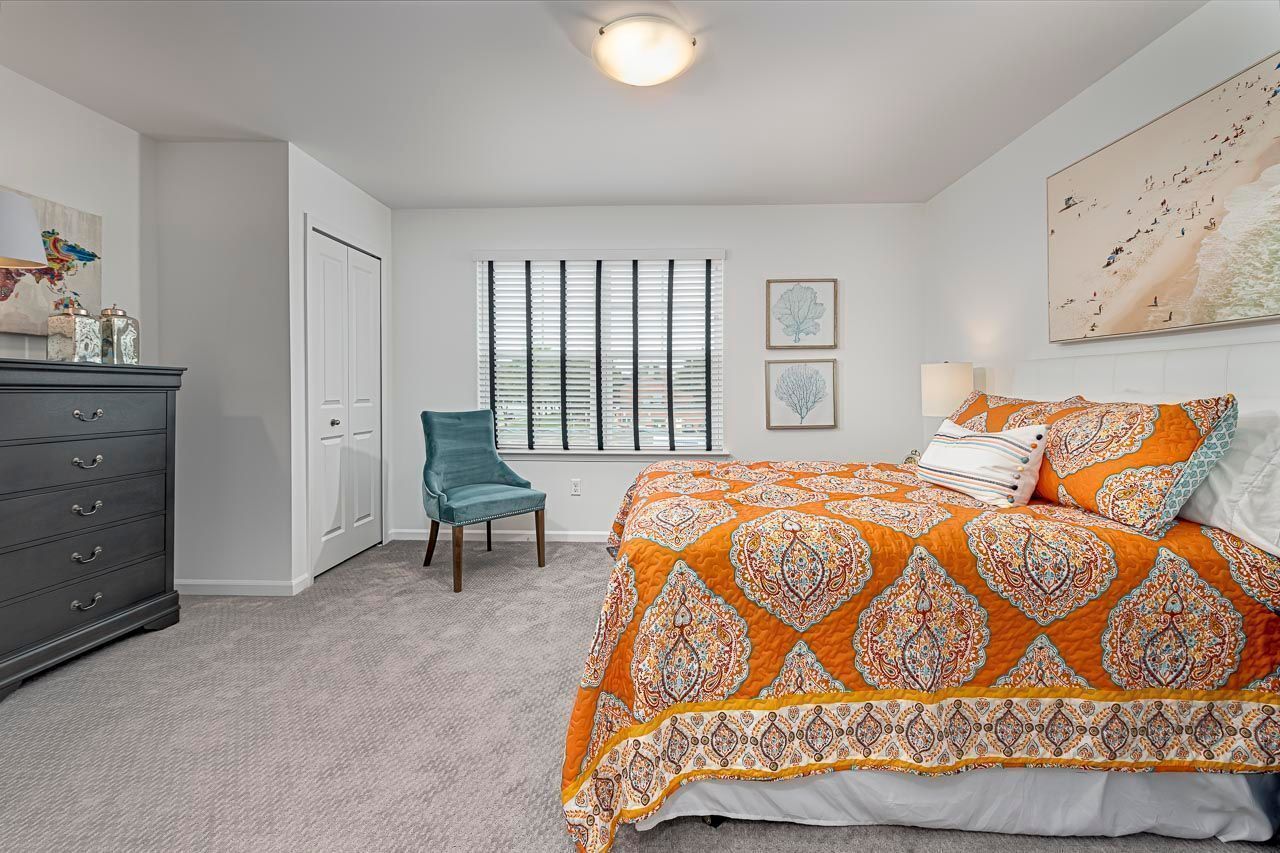 1737 MERRICK Street #12