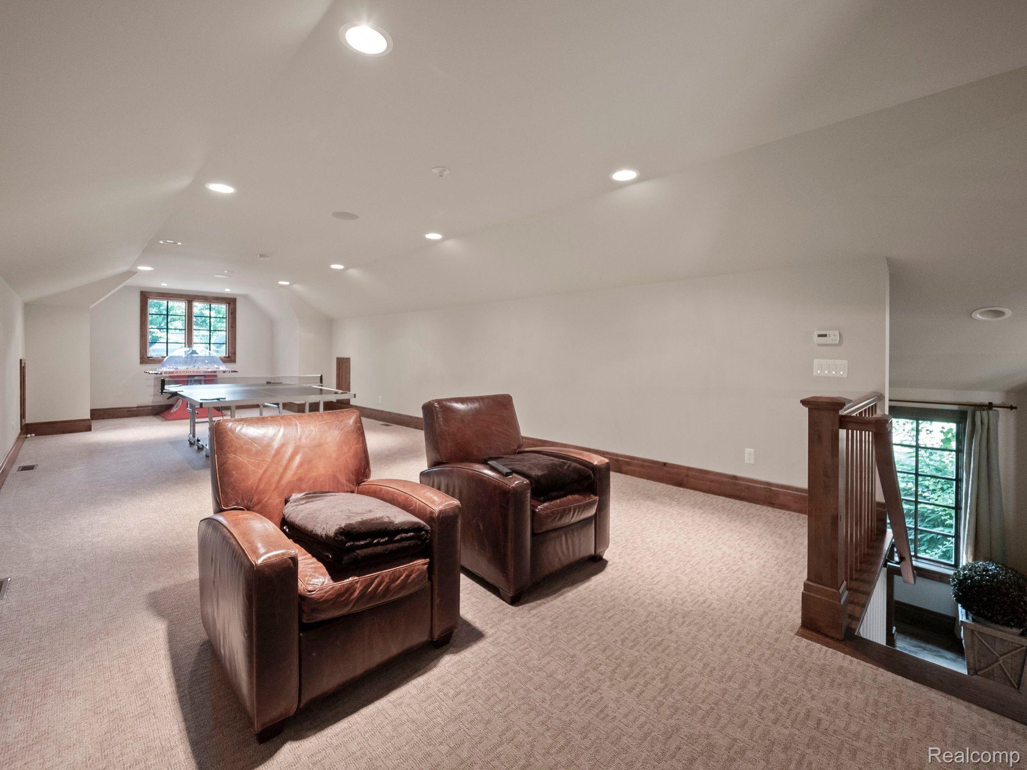 3418 WESTCHESTER ROAD