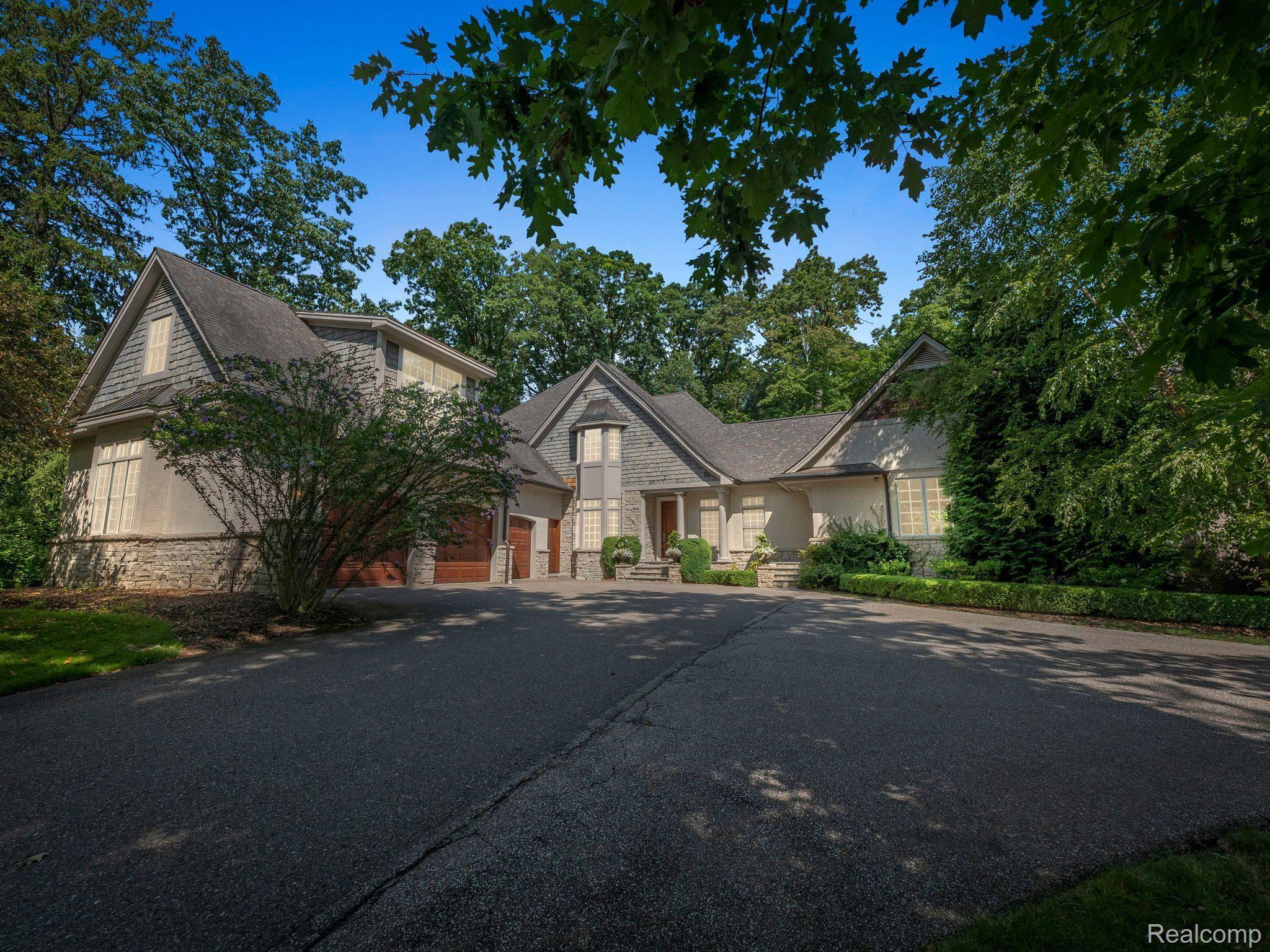 3418 WESTCHESTER ROAD