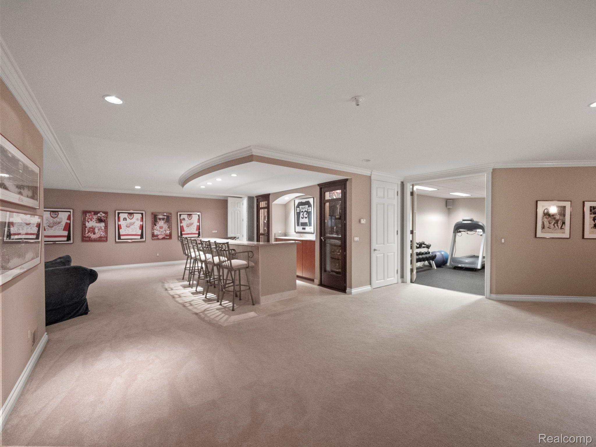 3418 WESTCHESTER ROAD