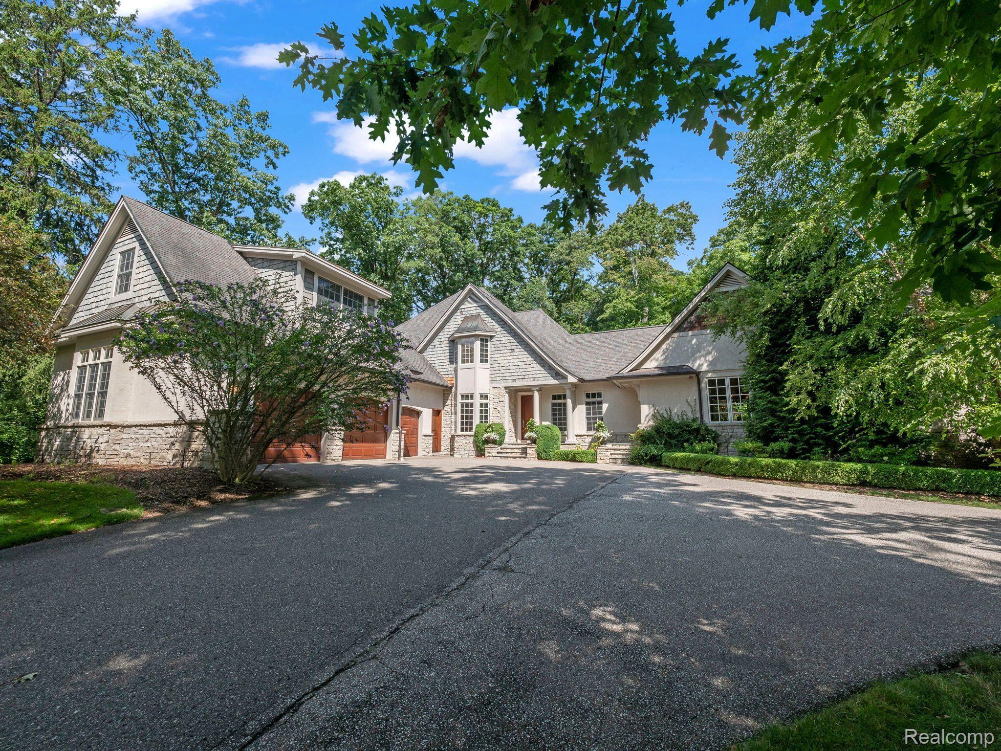 3418 WESTCHESTER ROAD
