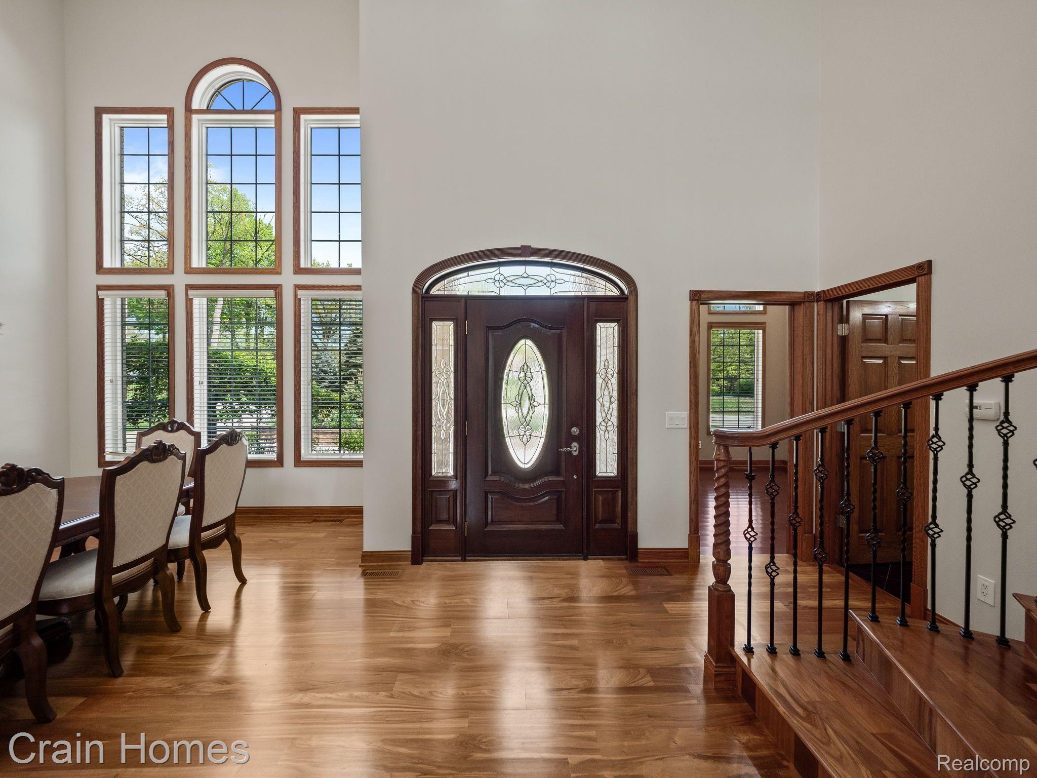 1334 LARAYNE DRIVE