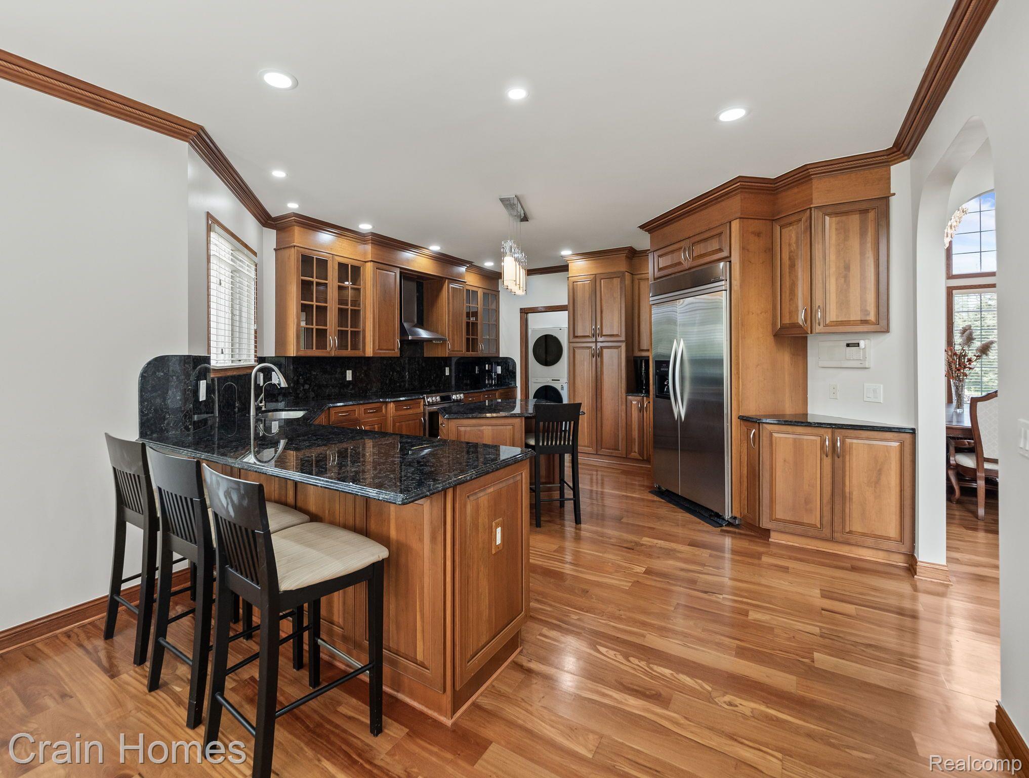 1334 LARAYNE DRIVE
