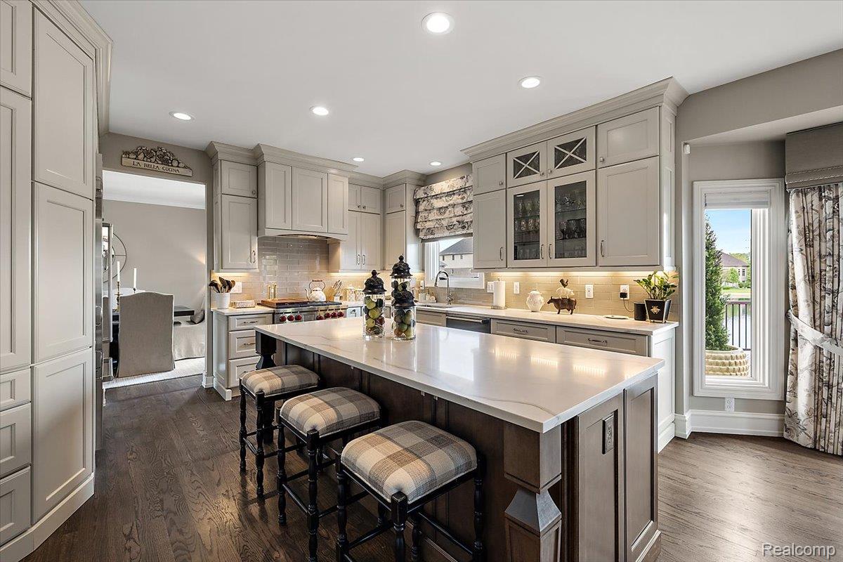 49729 SANDRA DRIVE