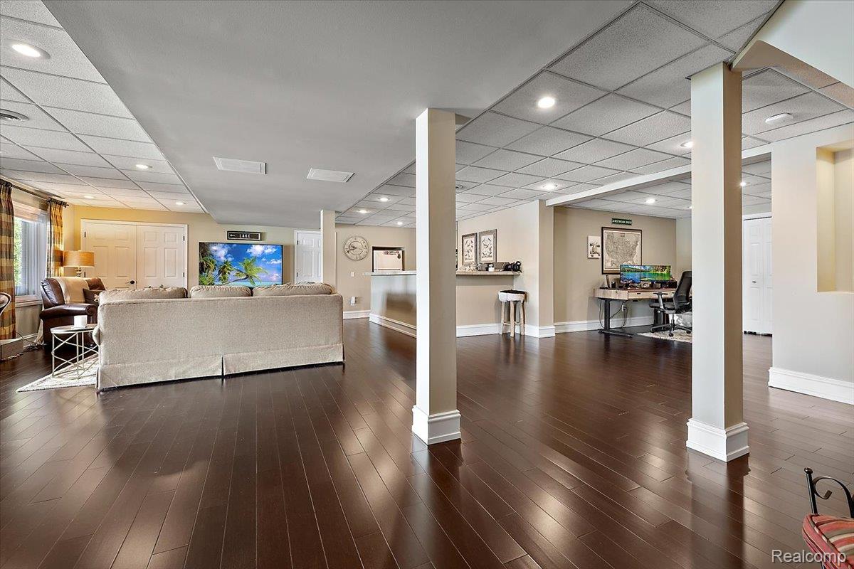 49729 SANDRA DRIVE