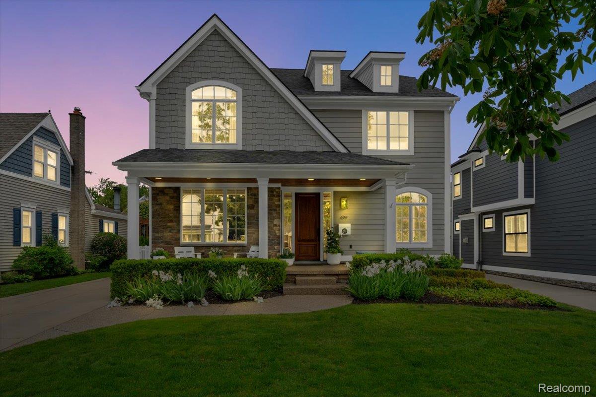 499 CATALPA DRIVE